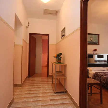 With A Parking Space Funtana, Porec - 7414 Apartamento *