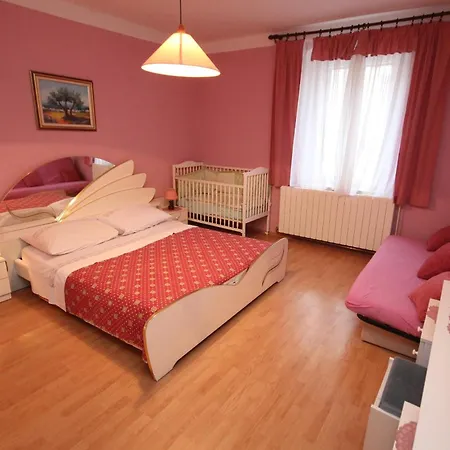 Apartamento With A Parking Space Funtana, Porec - 7414 Funtana